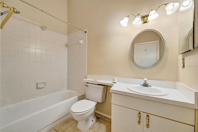 2925 PARK LAKE DRIVE 12, Bradenton, FL 34209