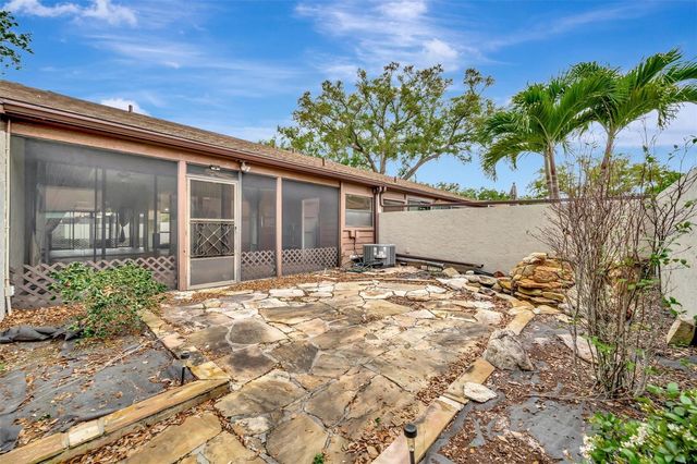 2925 PARK LAKE DRIVE 12, Bradenton, FL 34209