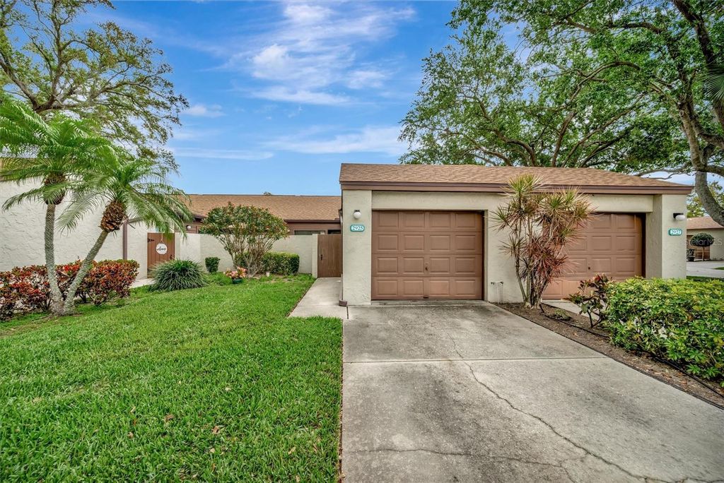 2925 PARK LAKE DRIVE 12, Bradenton, FL 34209