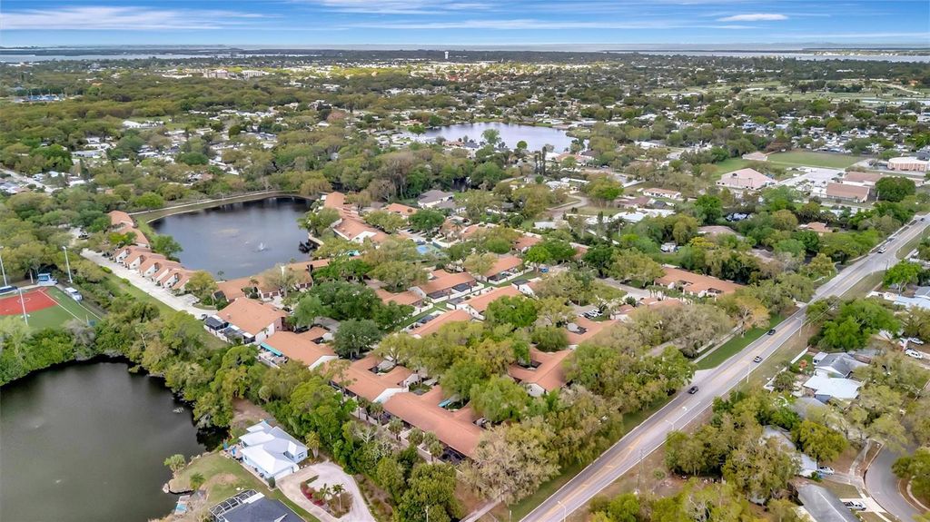 Image 41 of property listing at 2925 PARK LAKE DRIVE 12, Bradenton, FL 34209