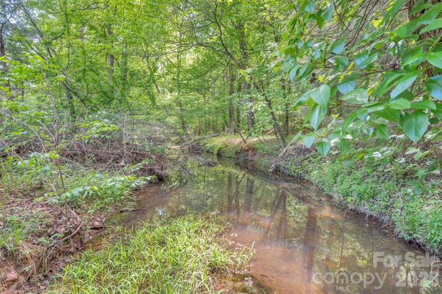 1958 Boyd Road, Blackstock, SC 29014