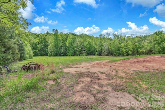 1958 Boyd Road, Blackstock, SC 29014