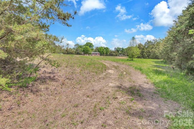 1958 Boyd Road, Blackstock, SC 29014
