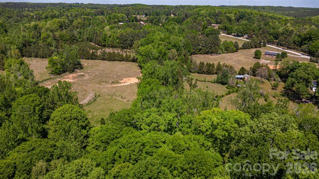 1958 Boyd Road, Blackstock, SC 29014