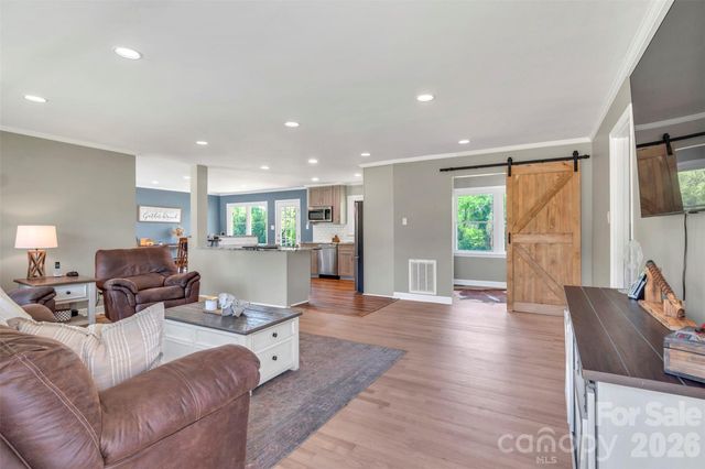 1958 Boyd Road, Blackstock, SC 29014
