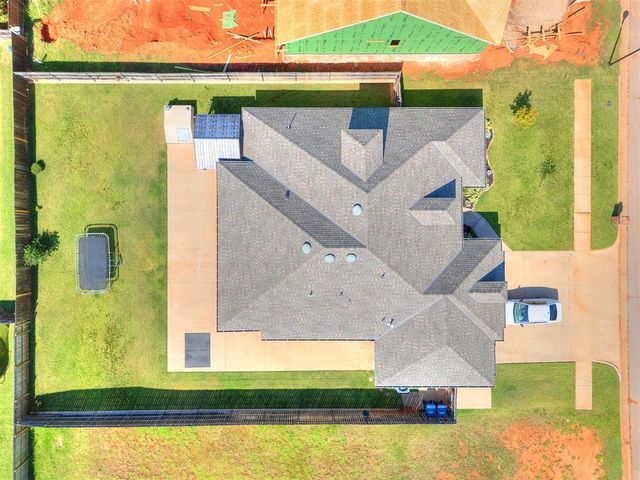 3349 Sage Brush Place, Yukon, OK 73099