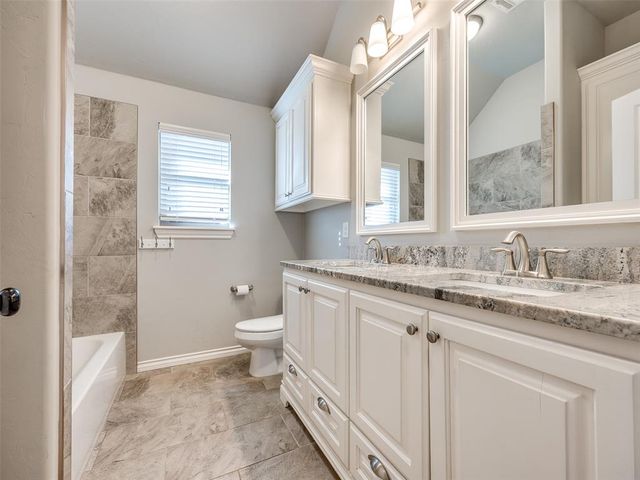 3349 Sage Brush Place, Yukon, OK 73099