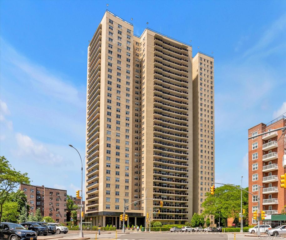110-11 Queens Boulevard 3C, Forest Hills, NY 11375
