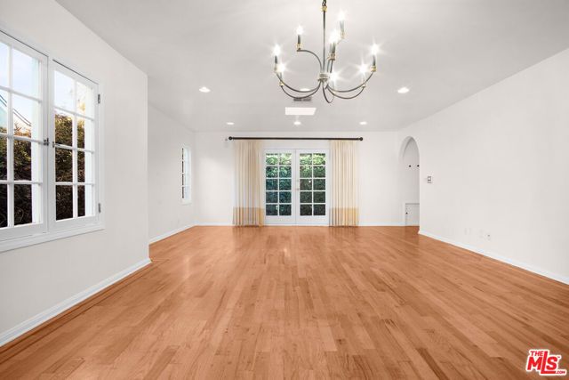 8719 Bonner Drive, West Hollywood, CA 90048
