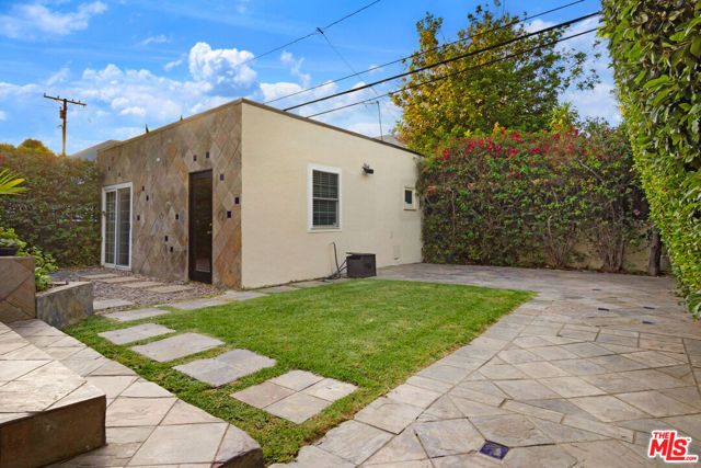 8719 Bonner Drive, West Hollywood, CA 90048