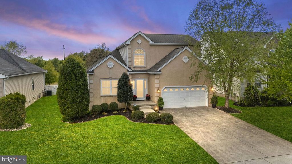 5 JUNE ANN, Clayton, NJ 08312