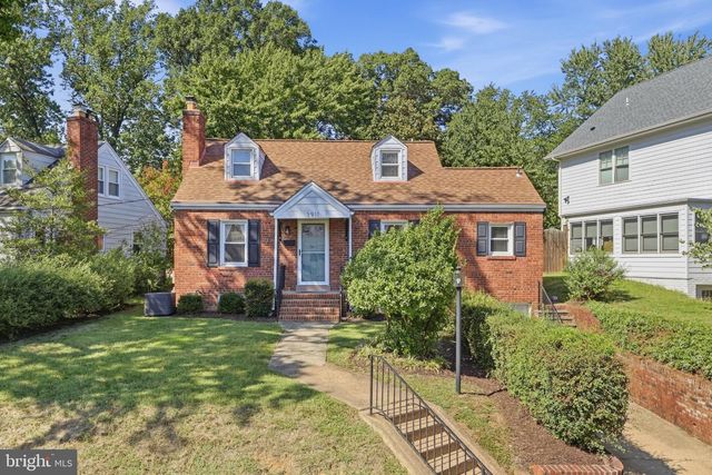3911 6TH ST S, Arlington, VA 22204