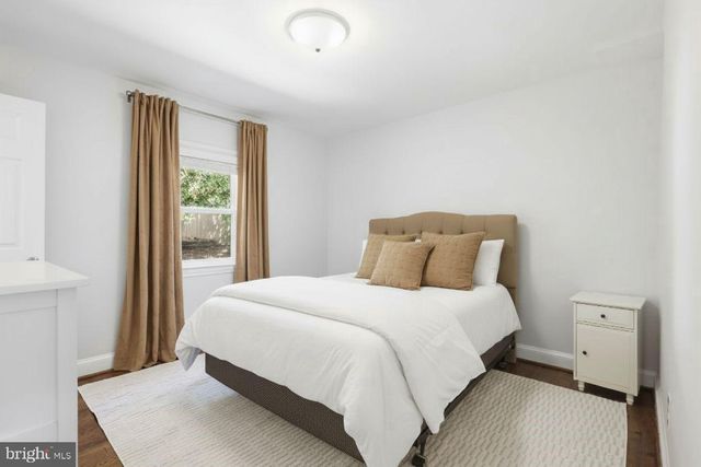3911 6TH ST S, Arlington, VA 22204