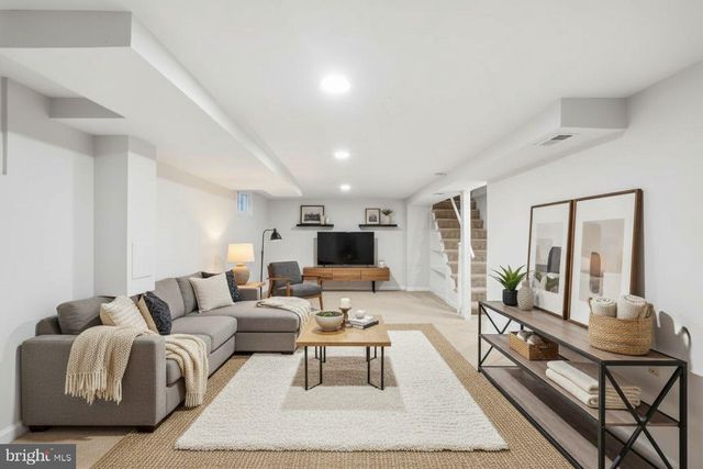 3911 6TH ST S, Arlington, VA 22204