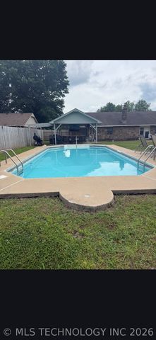 17401 E 77th Street North, Owasso, OK 74055