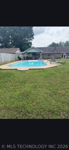 17401 E 77th Street North, Owasso, OK 74055