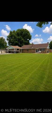 17401 E 77th Street North, Owasso, OK 74055