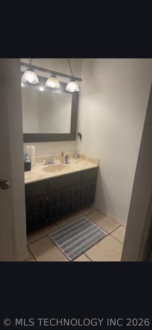 17401 E 77th Street North, Owasso, OK 74055