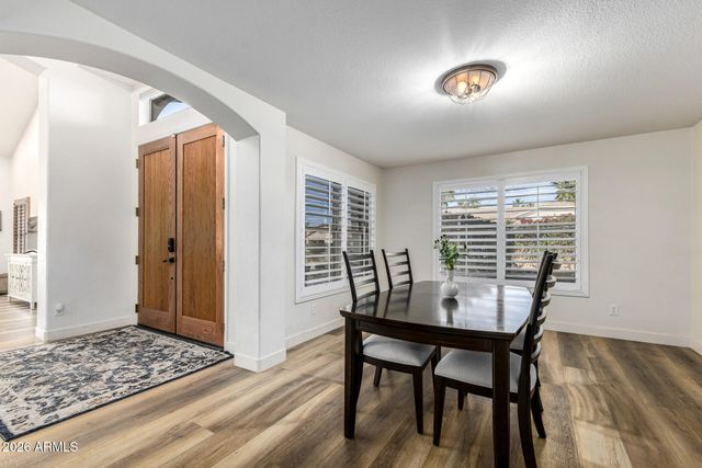 1015 E LIBERTY Lane, Gilbert, AZ 85296