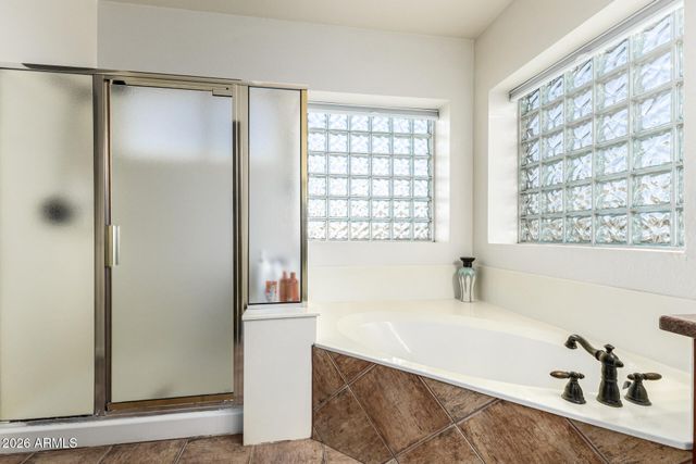 1015 E LIBERTY Lane, Gilbert, AZ 85296