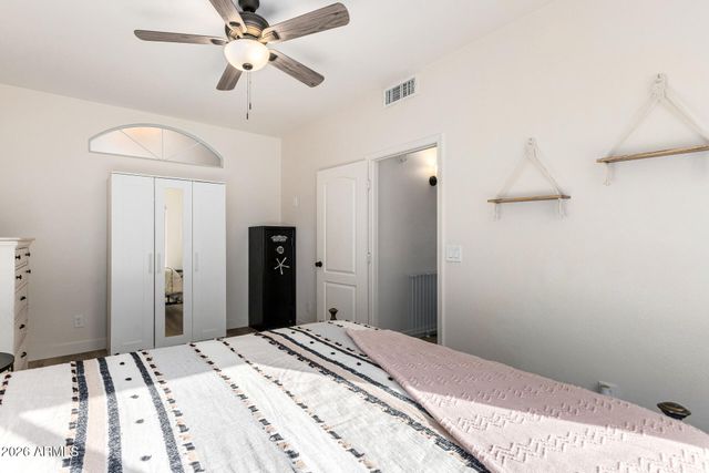 1015 E LIBERTY Lane, Gilbert, AZ 85296