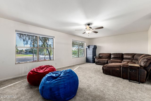 1015 E LIBERTY Lane, Gilbert, AZ 85296