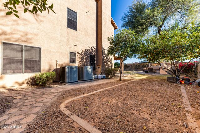 1015 E LIBERTY Lane, Gilbert, AZ 85296