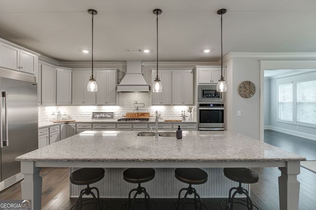 4695 Gablestone Crossing, Hoschton, GA 30548
