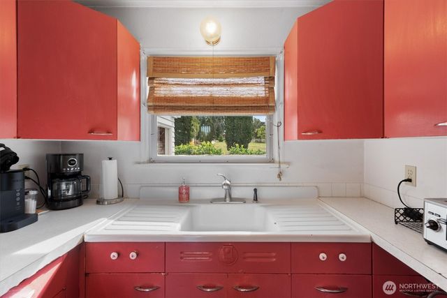 475 S 2nd Street, Cathlamet, WA 98612