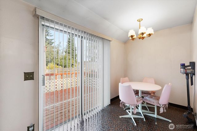 475 S 2nd Street, Cathlamet, WA 98612