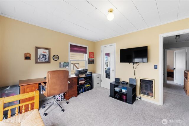 475 S 2nd Street, Cathlamet, WA 98612