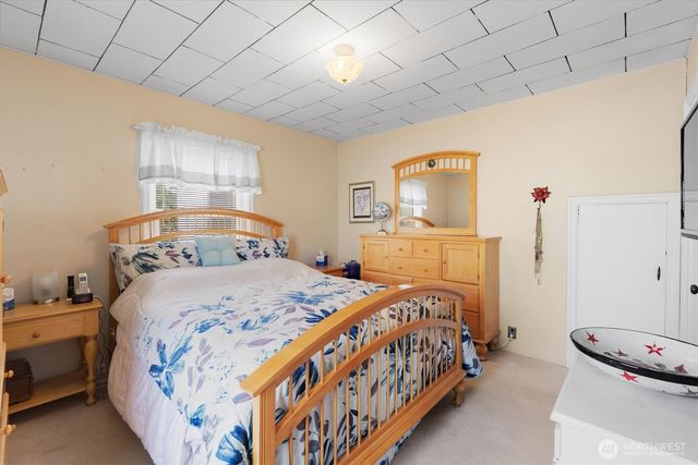 475 S 2nd Street, Cathlamet, WA 98612