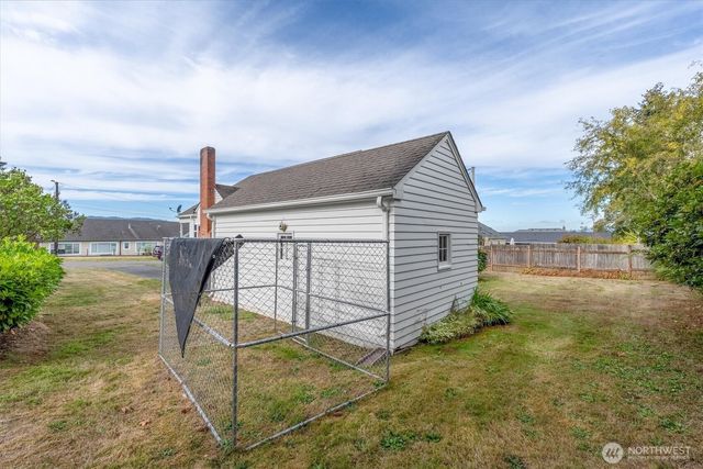 475 S 2nd Street, Cathlamet, WA 98612