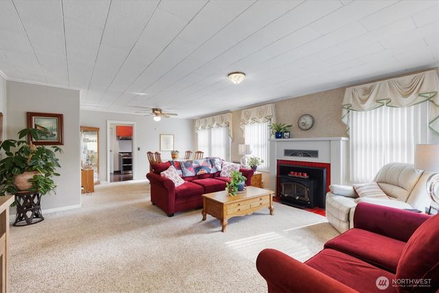 475 S 2nd Street, Cathlamet, WA 98612