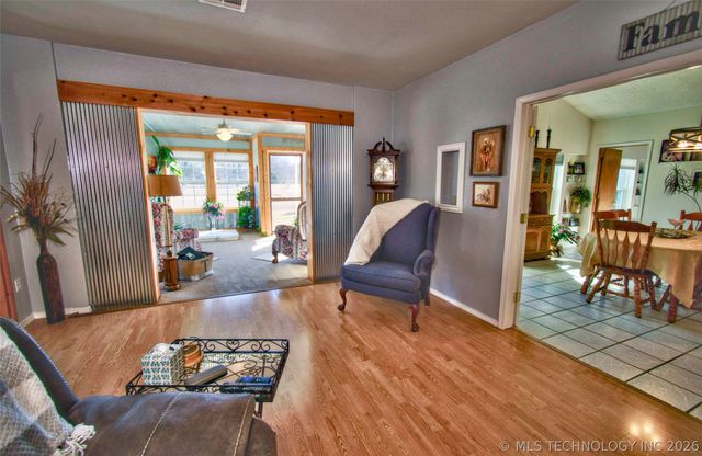 8677 E 63rd Street S, Braggs, OK 74423