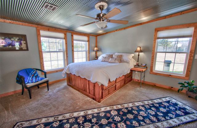 8677 E 63rd Street S, Braggs, OK 74423