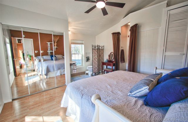 8677 E 63rd Street S, Braggs, OK 74423