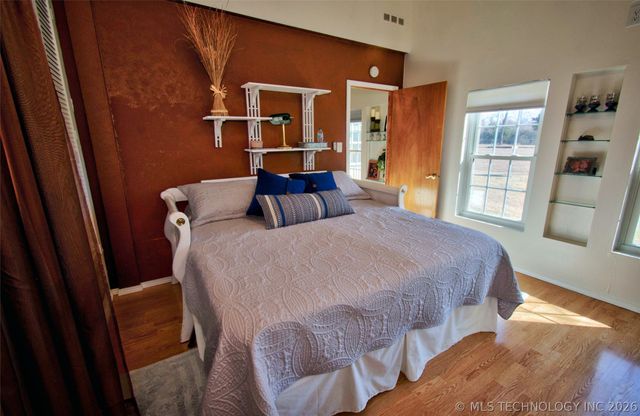 8677 E 63rd Street S, Braggs, OK 74423