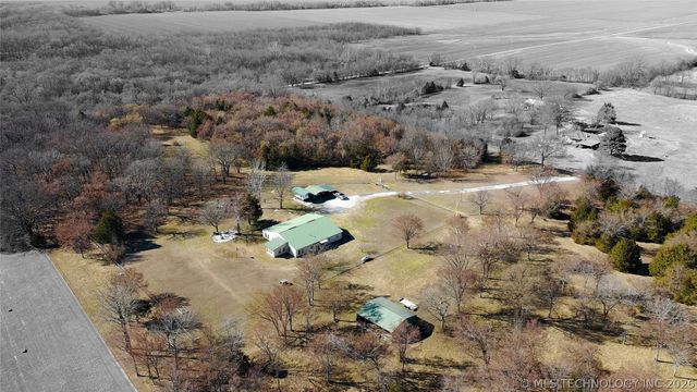 8677 E 63rd Street S, Braggs, OK 74423