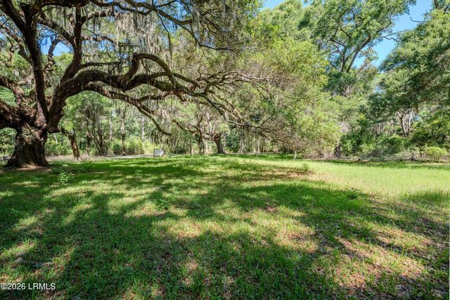 99 Meridian Road, Beaufort, SC 29907