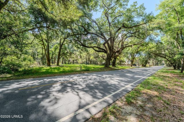 99 Meridian Road, Beaufort, SC 29907
