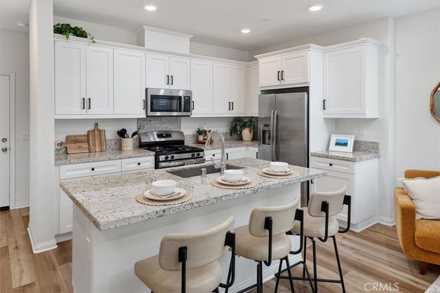 22812 Harvest Mill, Saugus, CA 91350