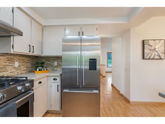 24950 Ne AIRPORT Rd, Aurora, OR 97002