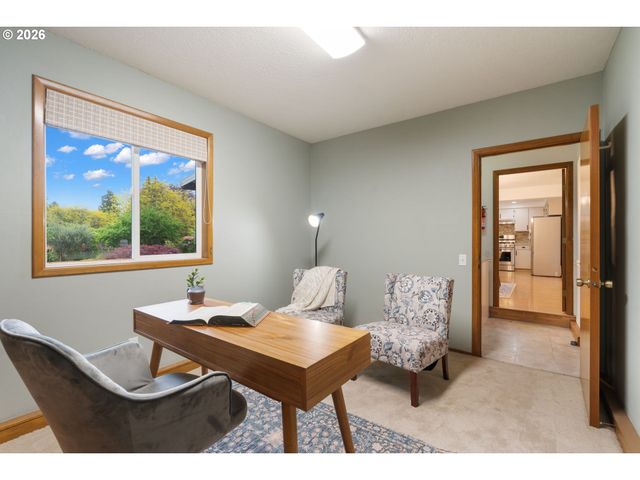 24950 Ne AIRPORT Rd, Aurora, OR 97002