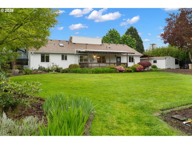 24950 Ne AIRPORT Rd, Aurora, OR 97002