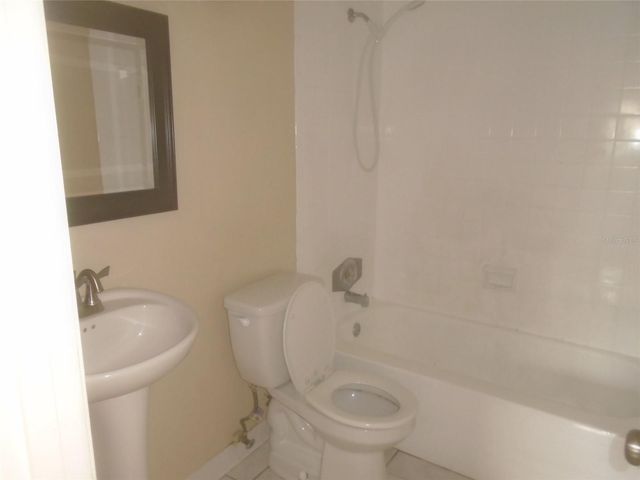 810 KEYSTONE AVENUE, Altamonte Springs, FL 32701