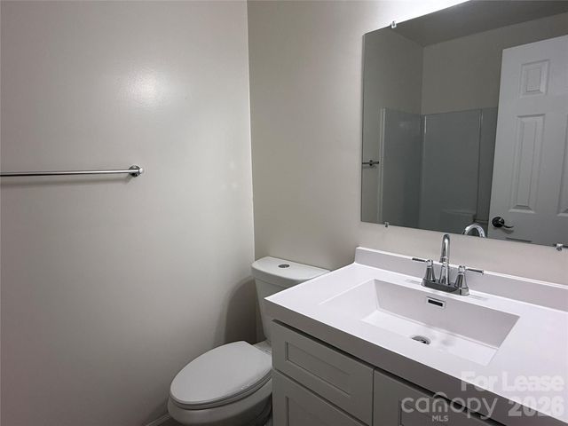 404 Kingville Drive, Charlotte, NC 28213