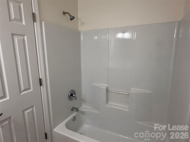 404 Kingville Drive, Charlotte, NC 28213