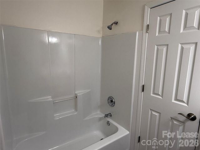 404 Kingville Drive, Charlotte, NC 28213