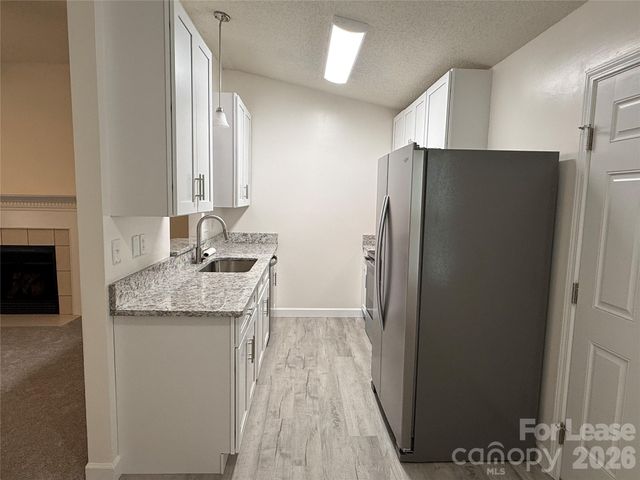 404 Kingville Drive, Charlotte, NC 28213